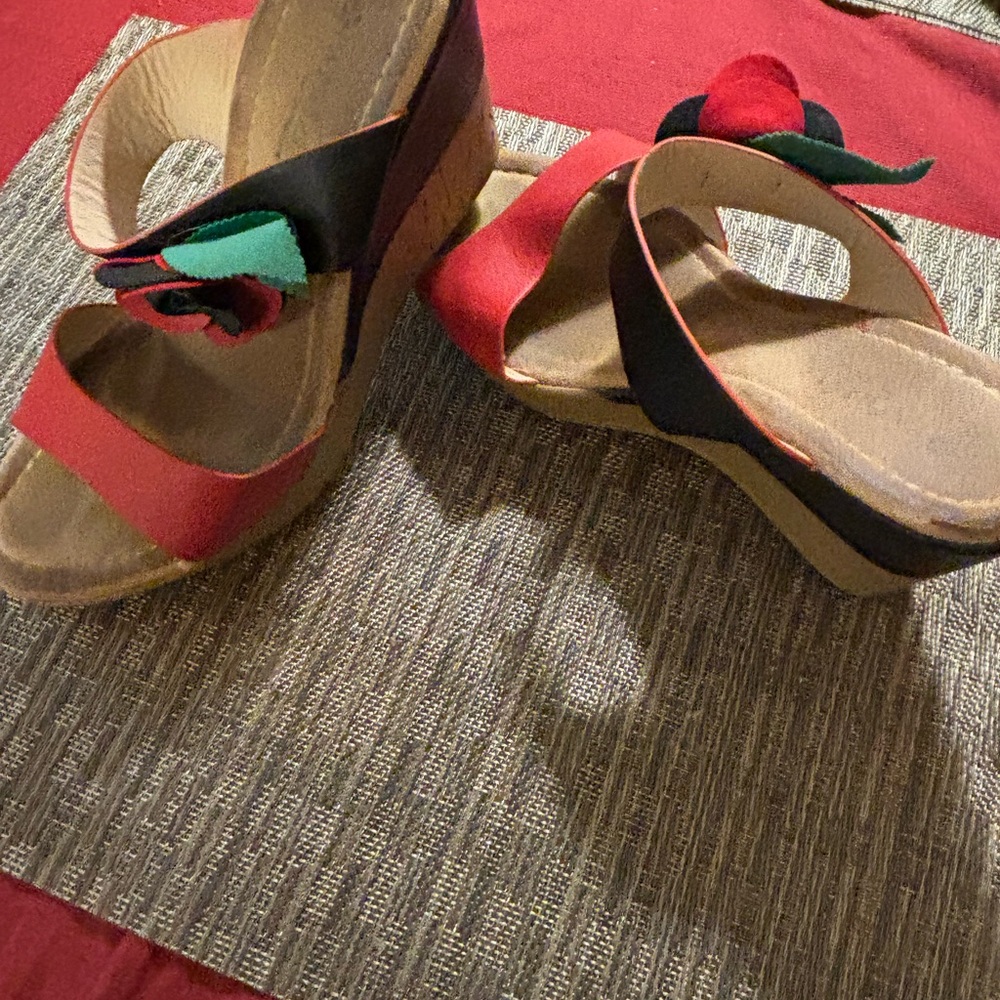 Spring Step Patrizia Red and Black Wedge Shoes